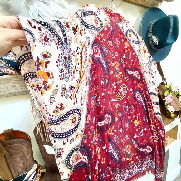 Stunning paisley boho kimono Cape/cover up w shabby chic beach vacay vibe - Picture 15 of 15